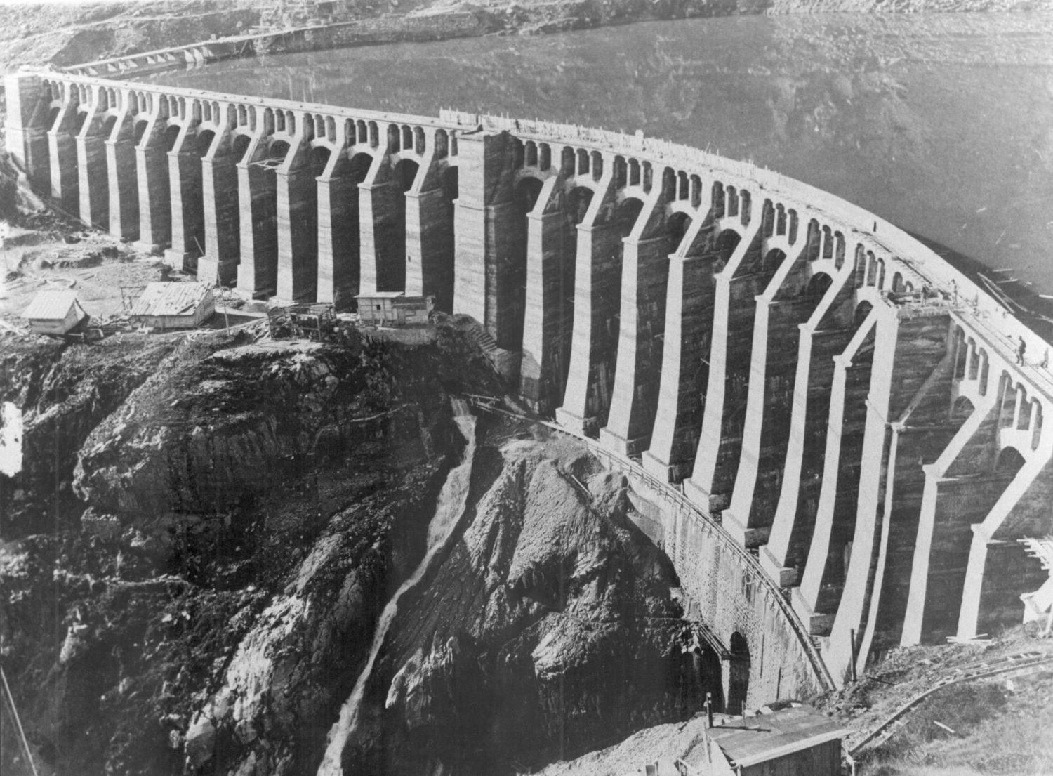 La storia della Diga del Gleno